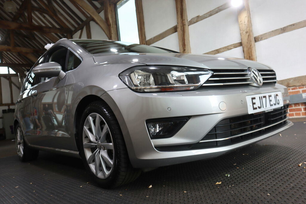 Volkswagen Golf SV Se Tsi Silver #49
