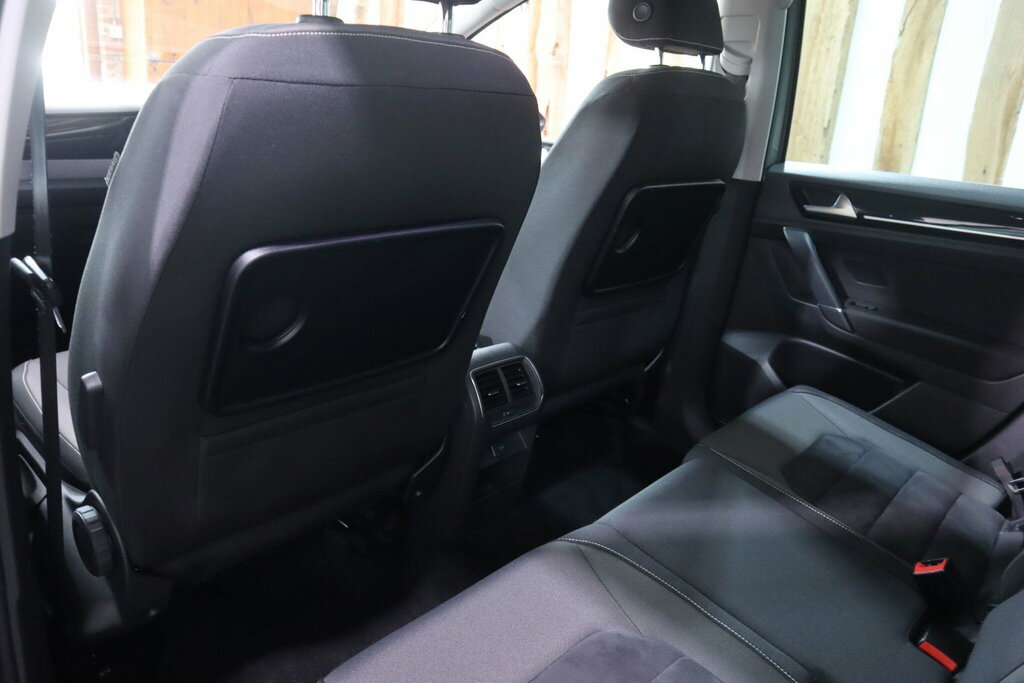 Volkswagen Golf SV Se Tsi Silver #40