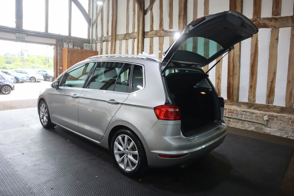 Volkswagen Golf SV Se Tsi Silver #46