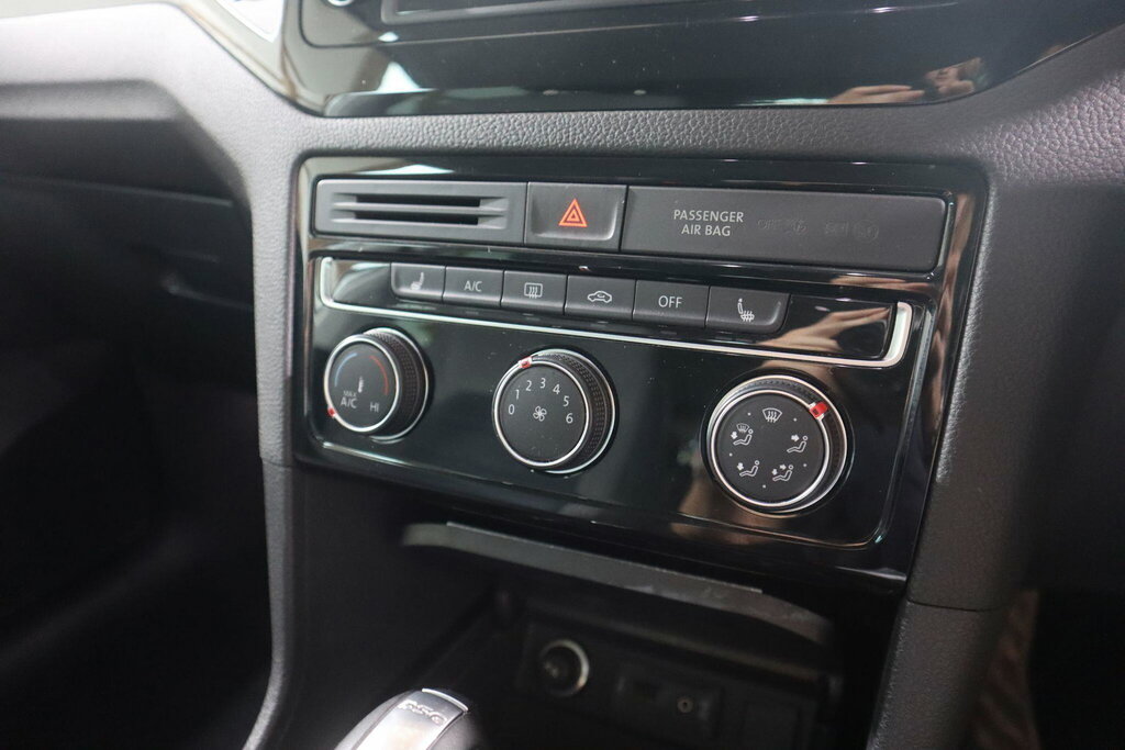 Volkswagen Golf SV Se Tsi Silver #21