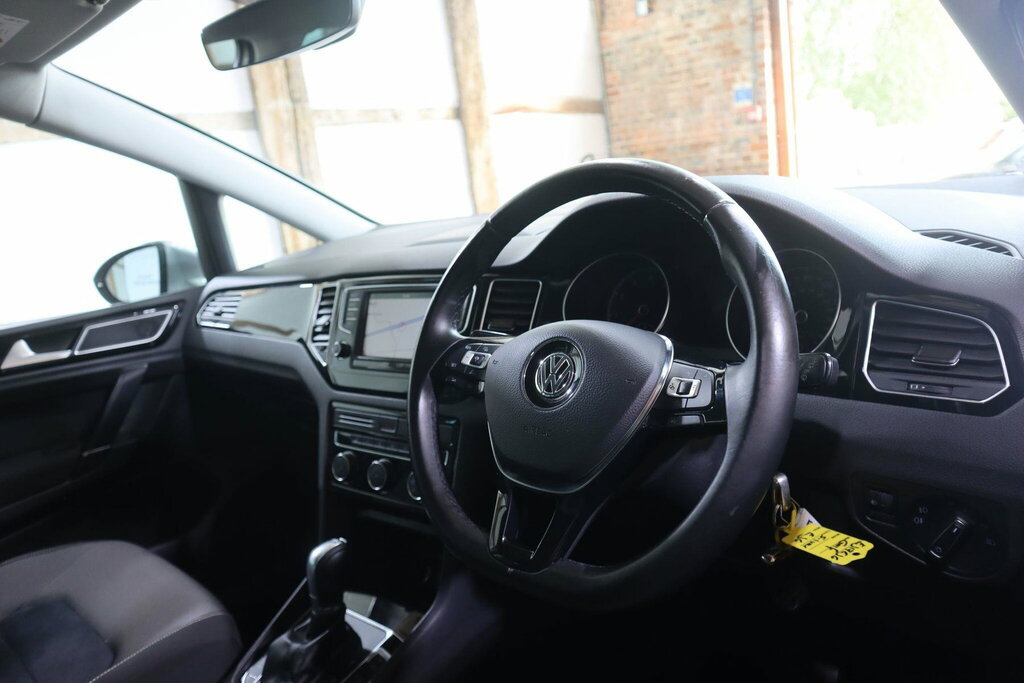 Volkswagen Golf SV Se Tsi Silver #70