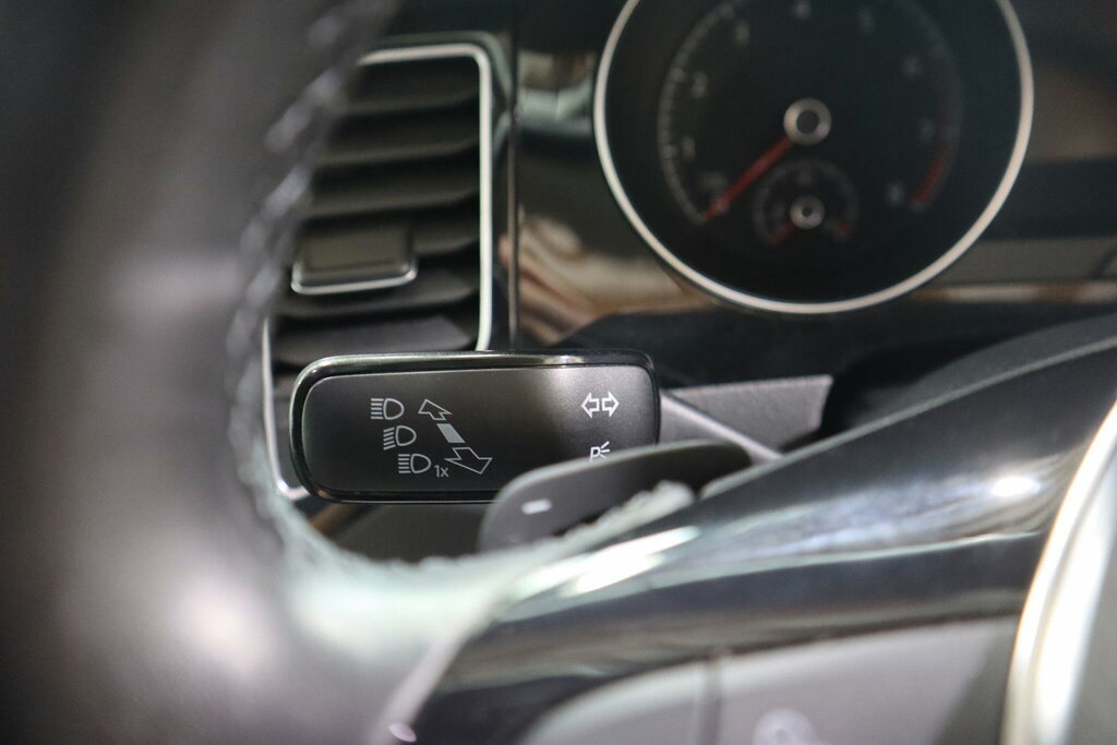 Volkswagen Golf SV Se Tsi Silver #26