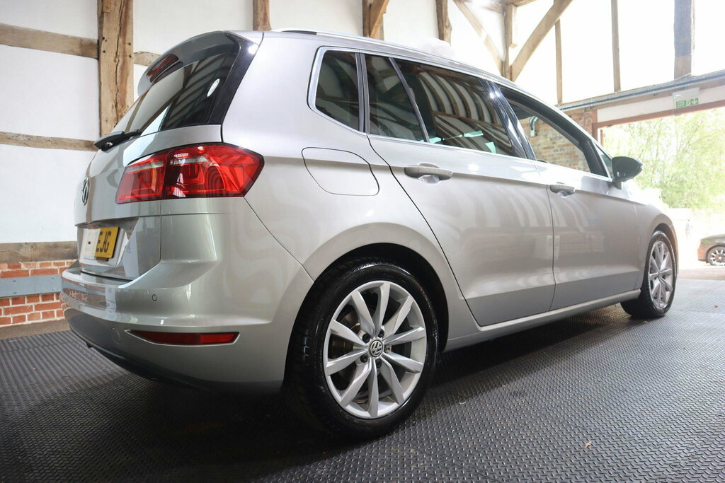 Volkswagen Golf SV Se Tsi Silver #54