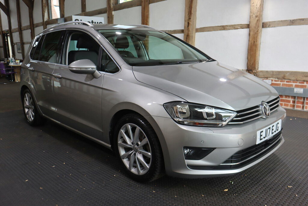 Volkswagen Golf SV Se Tsi Silver #7