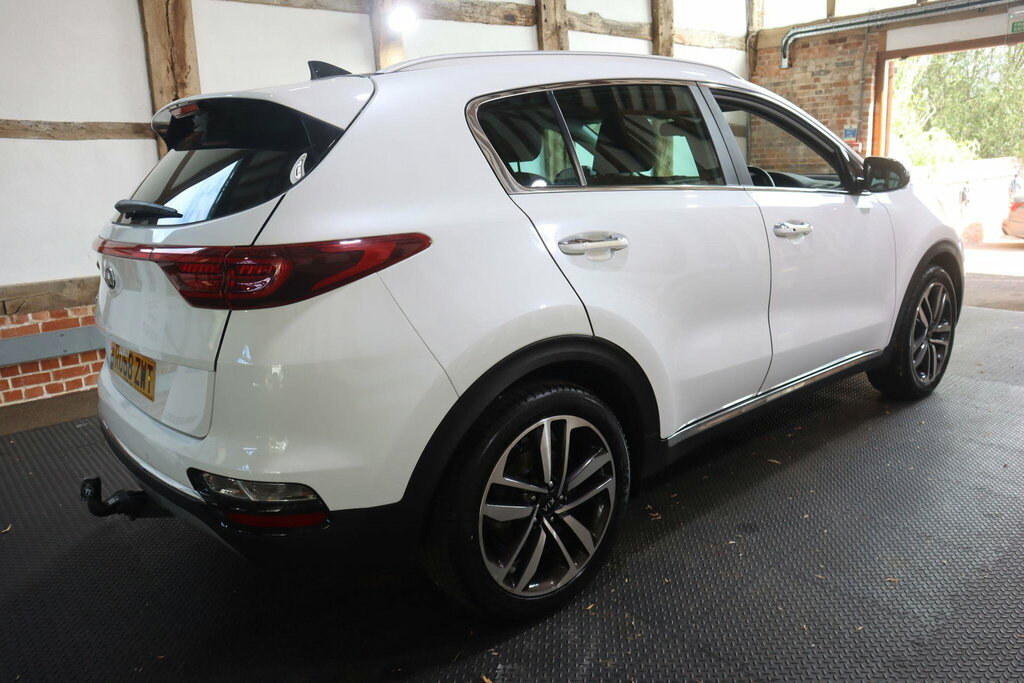 Kia Sportage 1.6 Crdi 4 Dct Euro 6 S S White #6