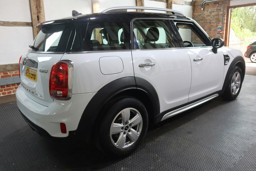 Mini Countryman 1.5 Cooper Classic Steptronic Euro 6 S S White #6