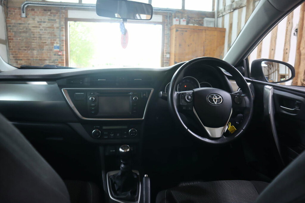 Toyota Auris Icon Blue #38