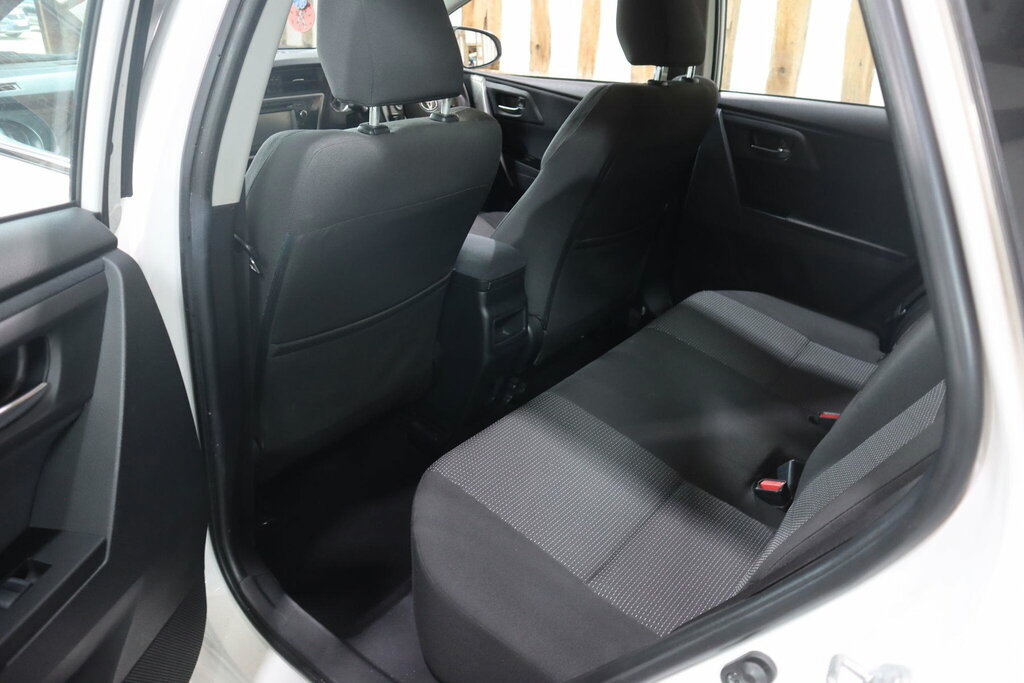 Toyota Auris Icon Blue #33