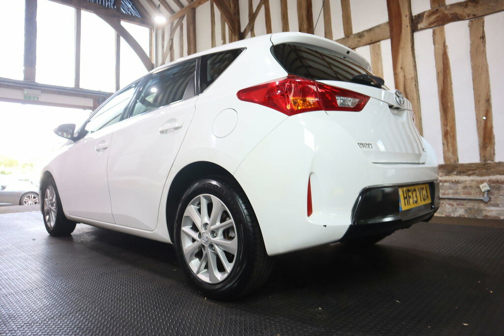 Toyota Auris Icon Blue #55