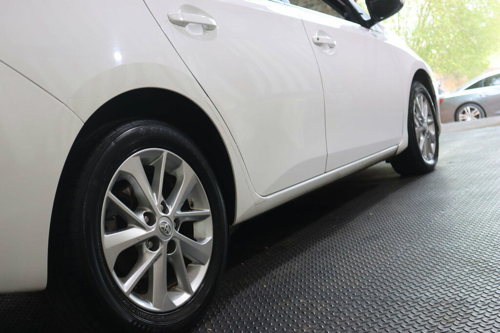 Toyota Auris Icon Blue #52