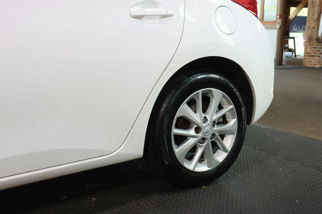 Toyota Auris Icon Blue #58