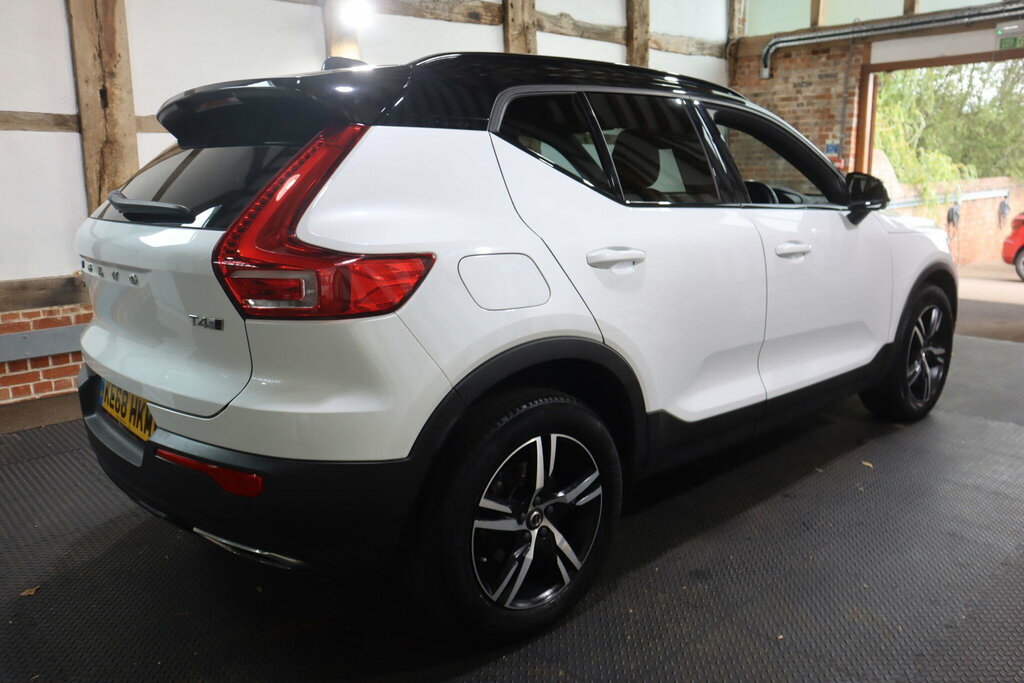 Volvo XC40 2.0 T4 R-design Awd Euro 6 S S White #6