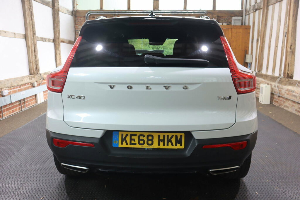 Volvo XC40 2.0 T4 R-design Awd Euro 6 S S White #5