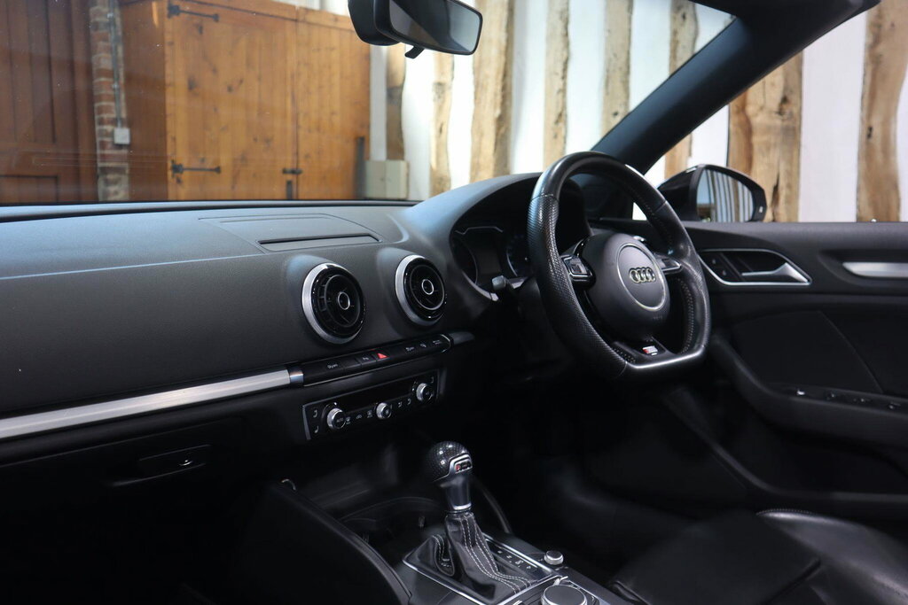 Audi A3 Cabriolet 2.0 Tdi S Line Convertible S Tronic Qua Red #28