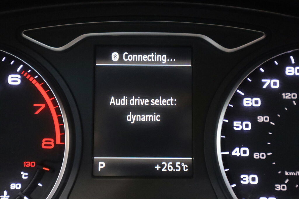 Audi A3 Cabriolet 2.0 Tdi S Line Convertible S Tronic Qua Red #53