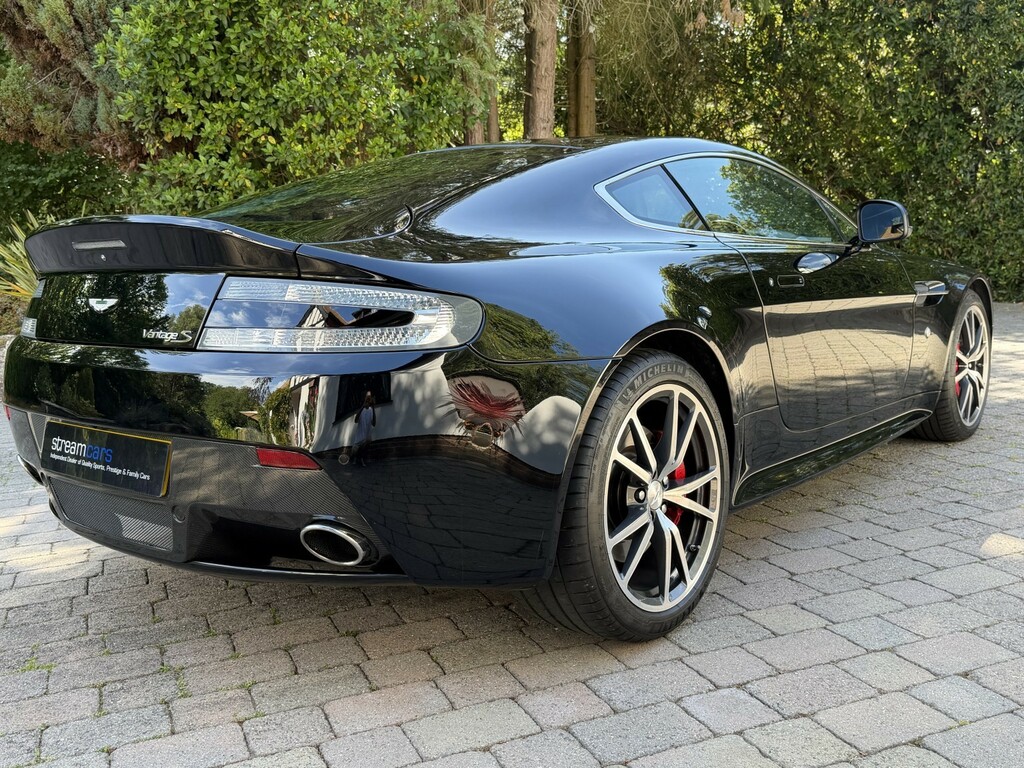 Aston Martin Vantage 4.7 V8 S Black #6