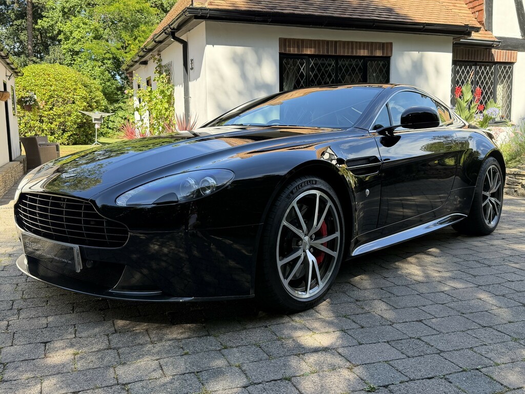Aston Martin Vantage 4.7 V8 S Black #2