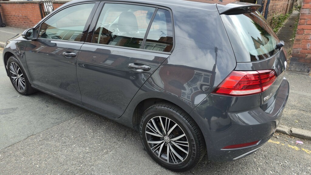 Volkswagen Golf Hatchback 1.6 Tdi Bluemotion Tech Se Nav 2017 MA67KPF Grey #2