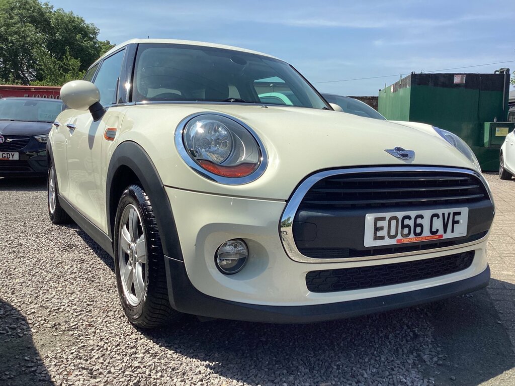 Mini Hatch 1.5 One D Hatchback Euro 6 Ss EO66CVF White #2