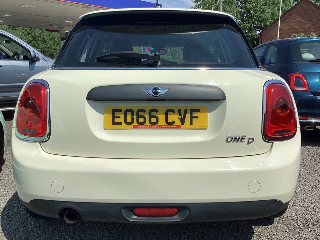 Mini Hatch 1.5 One D Hatchback Euro 6 Ss EO66CVF White #6