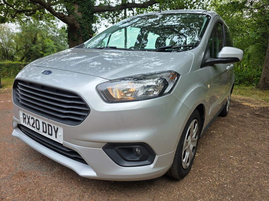 Ford Tourneo Courier 1.5 Tdci Zetec Mpv Euro 6 100 P Silver
