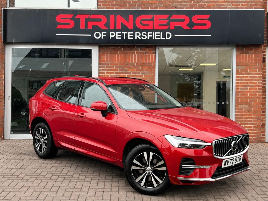 Volvo XC60 2022 2.0 B5 Mhev Core Suv Hybrid A Red