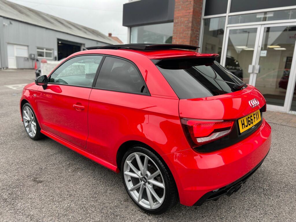 Audi A1 2016 1.4 Tfsi Cod Black Edition Hatchback Petr HJ66FXV Red #4