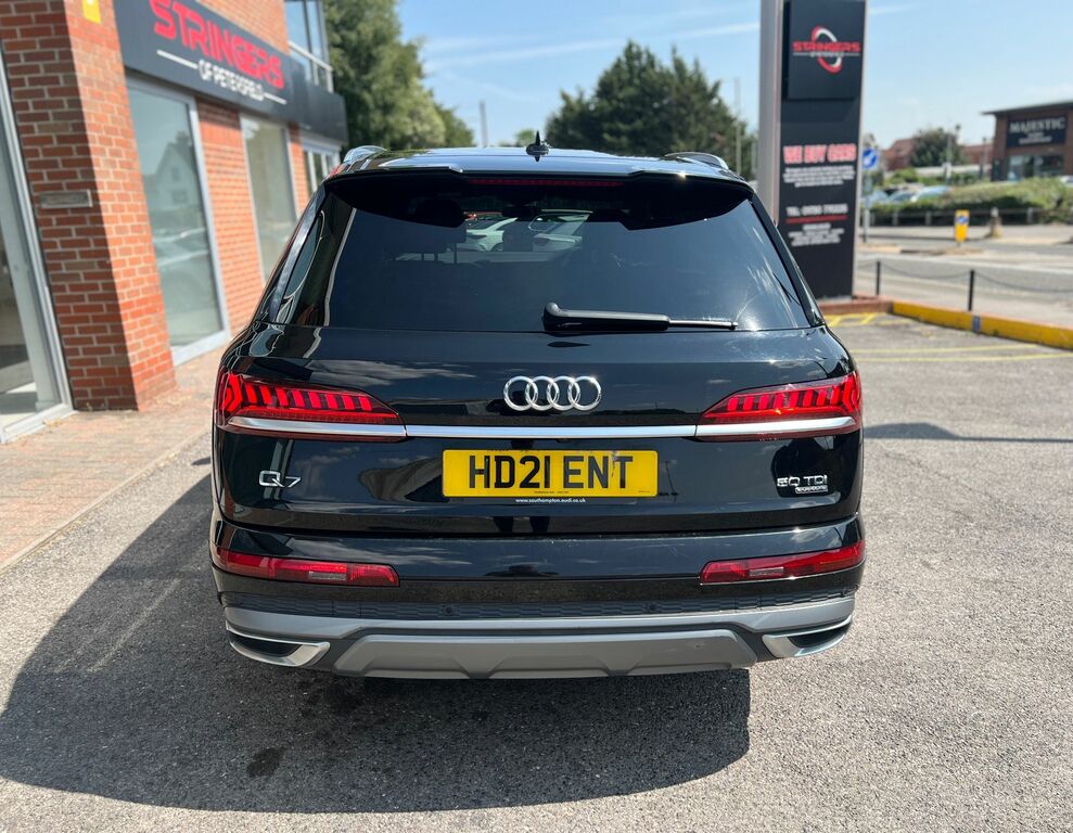 Audi Q7 2021 3.0 Tdi V6 50 S Line Suv Tiptronic Black #4