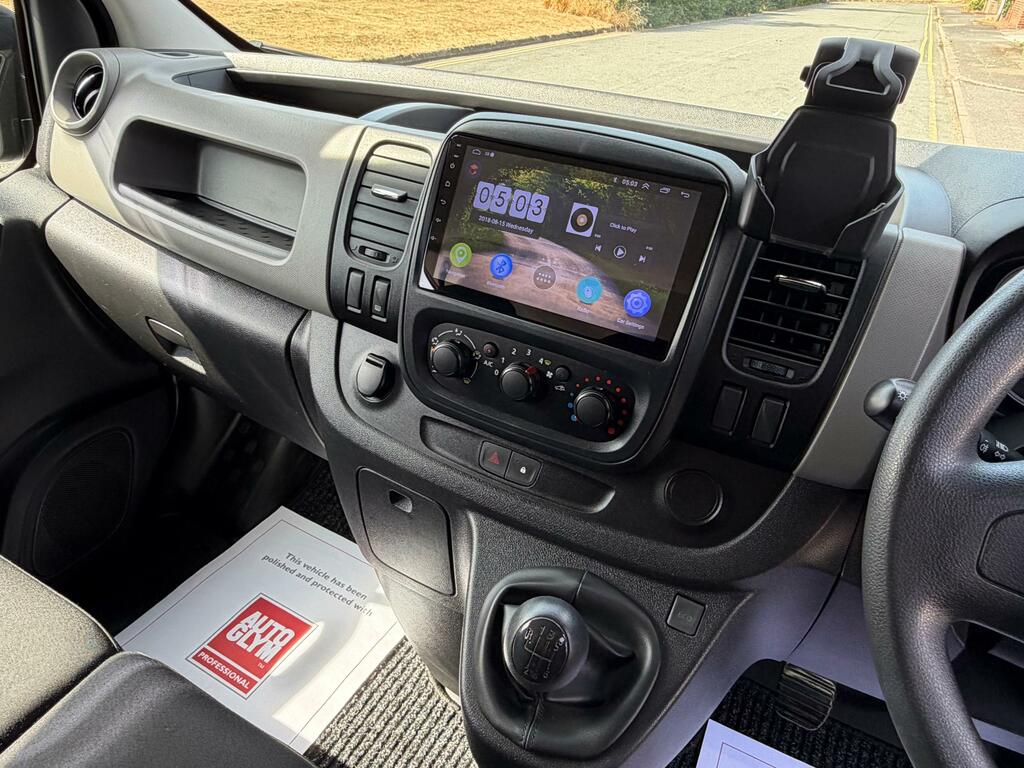 Renault Trafic Campervan #5