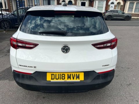 Vauxhall Grandland X 1.2 Turbo Se DU18MVM White #4
