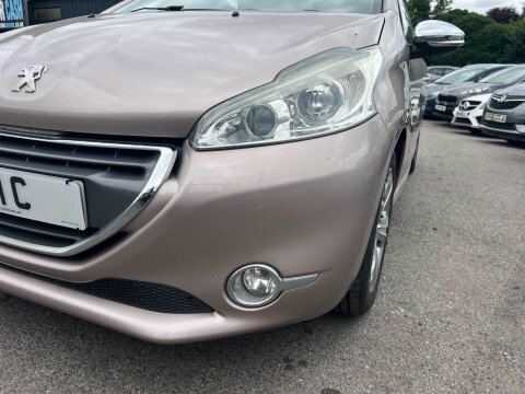Peugeot 208 1.2 Puretech 82 Signature Start Stop  #10