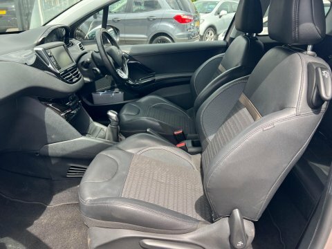 Peugeot 208 1.2 Puretech 82 Signature Start Stop  #22