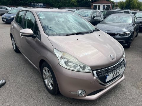 Peugeot 208 1.0 Vti Active Pink