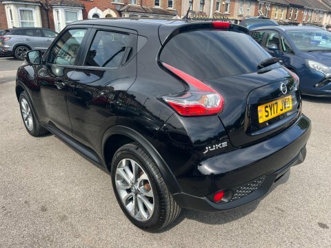 Nissan Juke 1.6 Tekna Xtron SY17JWU Black #3