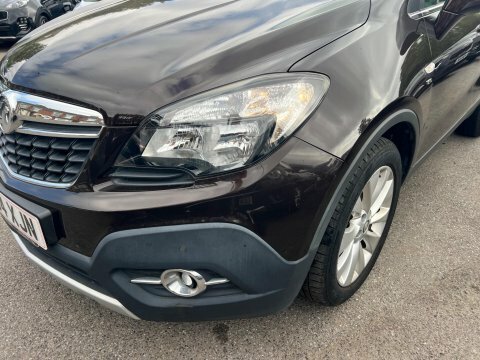 Vauxhall Mokka Hatchback Green #9