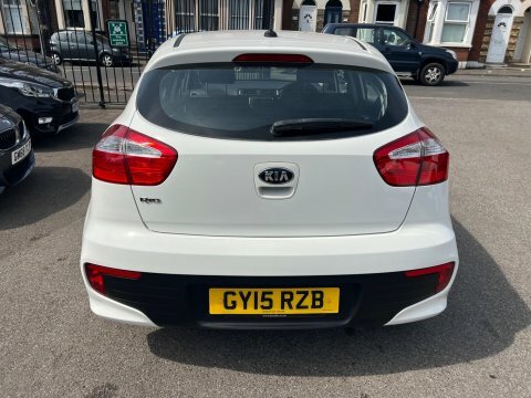 Kia RIO 1.25 1 Euro White #4