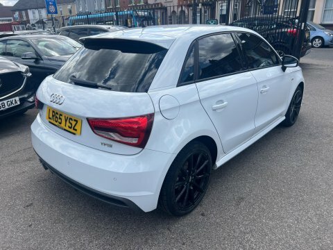 Audi A1 1.4 Tfsi S LR65YSZ White #4