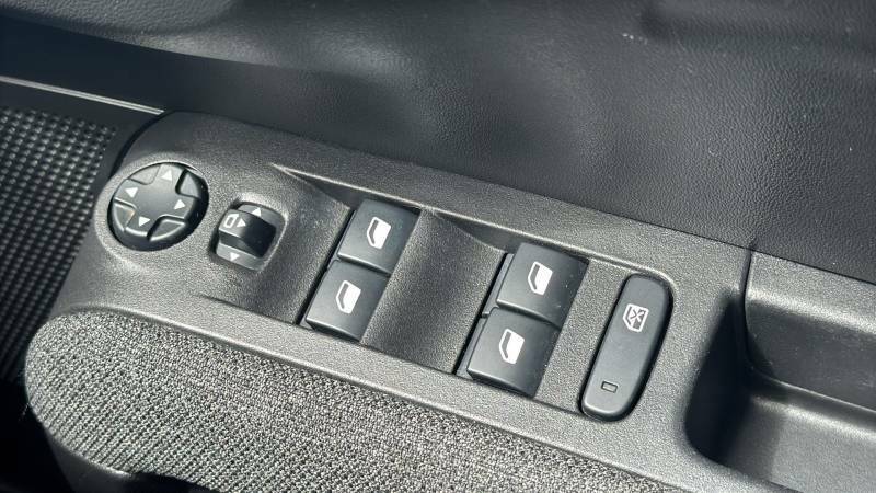 Citroen C3 Aircross 1.2 Puretech 110 Rip Curl Grey #16