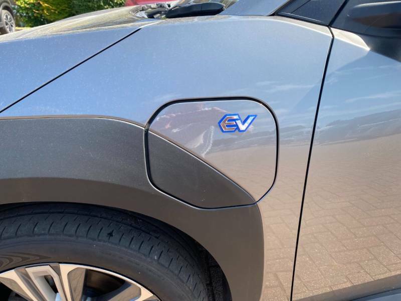 Subaru Solterra Touring 150Kw 7.4Kwh Awd - 2022 72 Silver #3