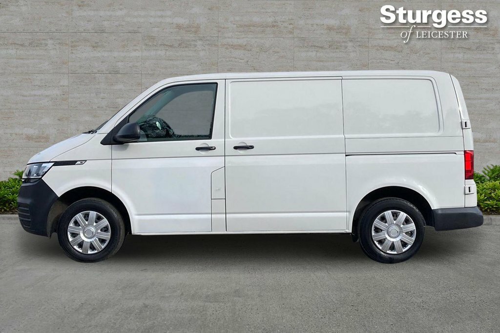 Volkswagen Transporter 2L Startline GJ71UOX White #4