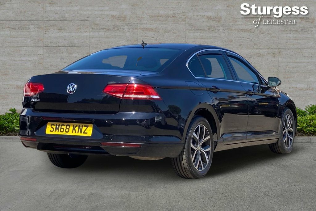 Volkswagen Passat 1.5L Se Business Black #5
