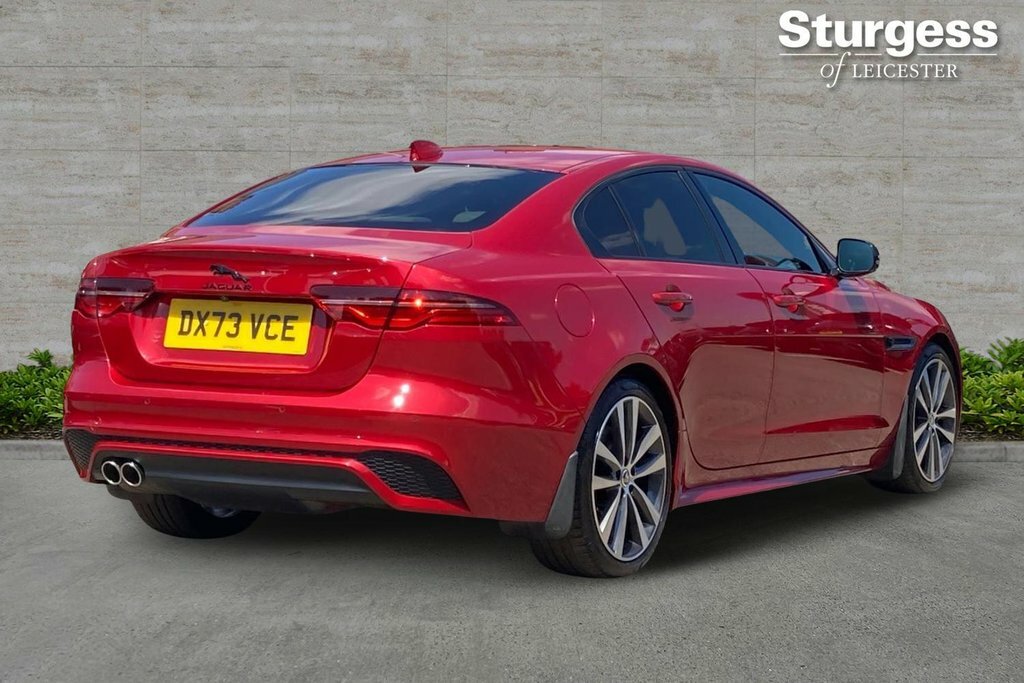 Jaguar XE 2L R-dynamic Hse Black Red #5