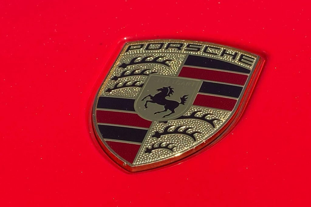 Porsche 718 Cayman 2.0T Coupe Gpf Pdk Euro 6 Ss 300 Ps Red #33