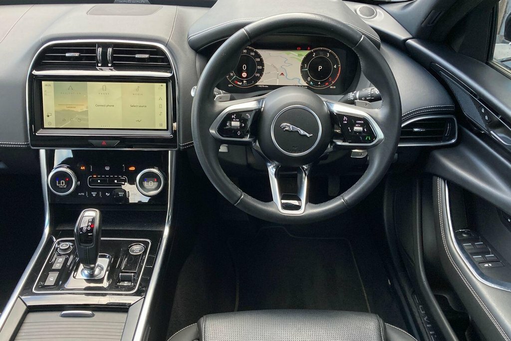 Jaguar XE R-dynamic S Blue #14