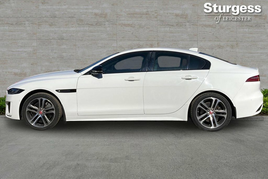 Jaguar XE 2L R-dynamic Se White #4