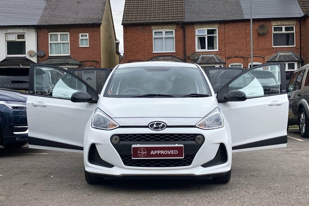 Hyundai I10 1.2 Se Red #31