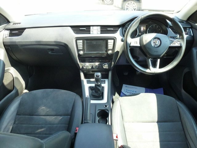 Skoda Octavia 1.4 Tsi Se L Brown #4