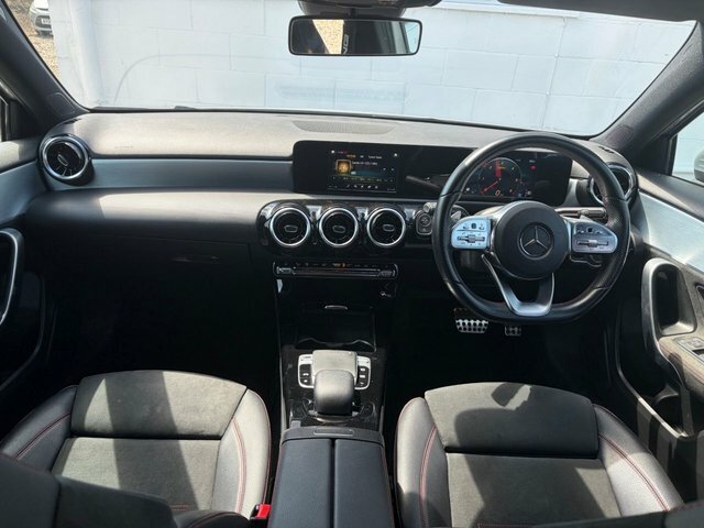 Mercedes-Benz A Class 1.5 A180d Amg Line Silver #4