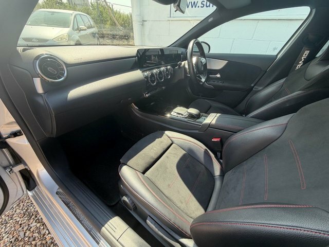 Mercedes-Benz A Class 1.5 A180d Amg Line Silver #3