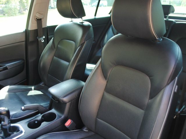 Kia Sportage 1.7 Crdi 3 Suv WF16WUX Silver #3
